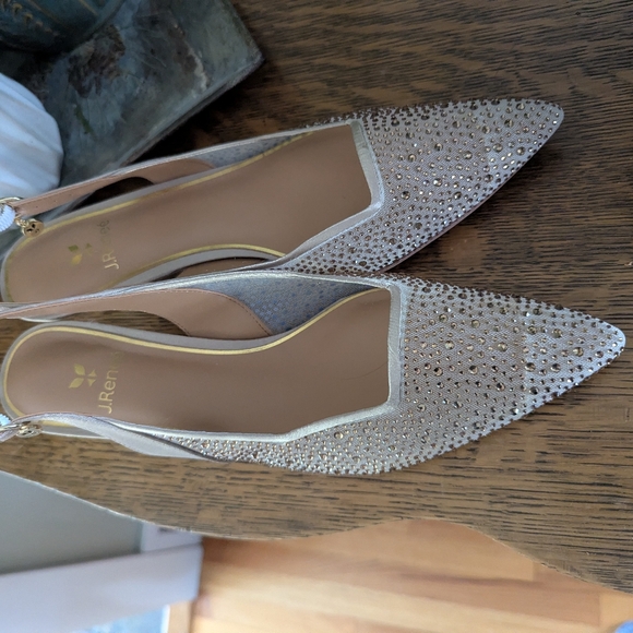 J. Renee Aleksa Women's gold/nude/beige pumps size 10  retail $125 - Picture 3 of 15